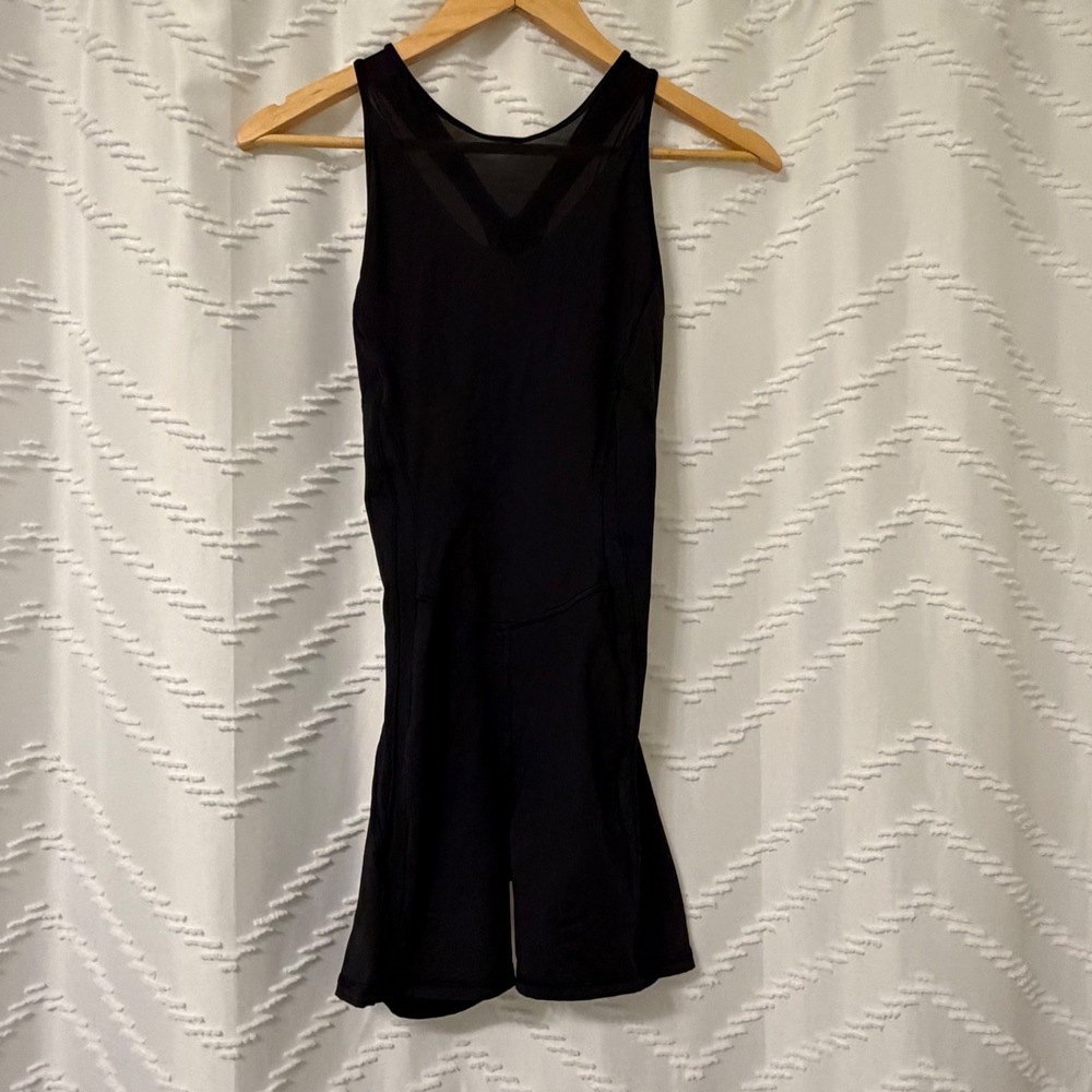 Athleta Lightning Unitard Black XS Sleeveless Open Back Athletic Romper Bodysuit